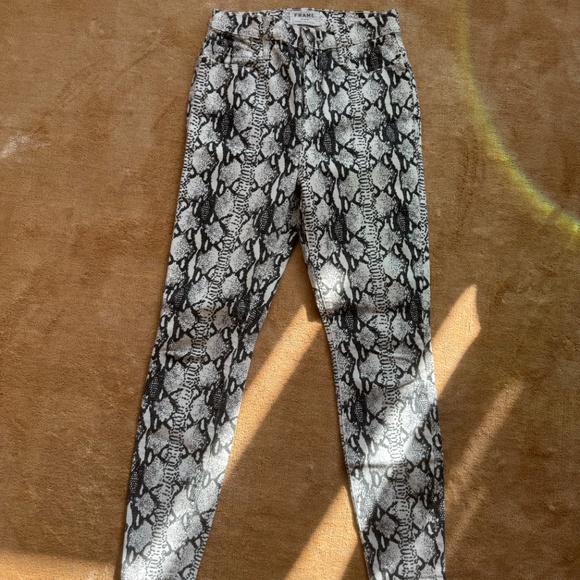 Frame Snake Skin Demin - Picture 2 of 4